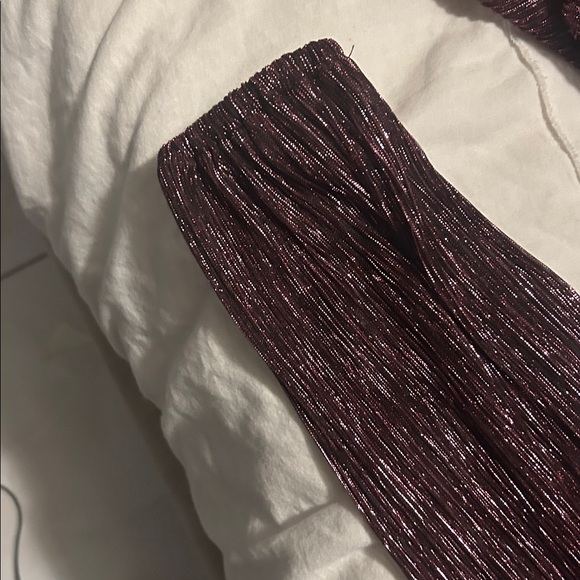 Halogen - Picture 4 of 14